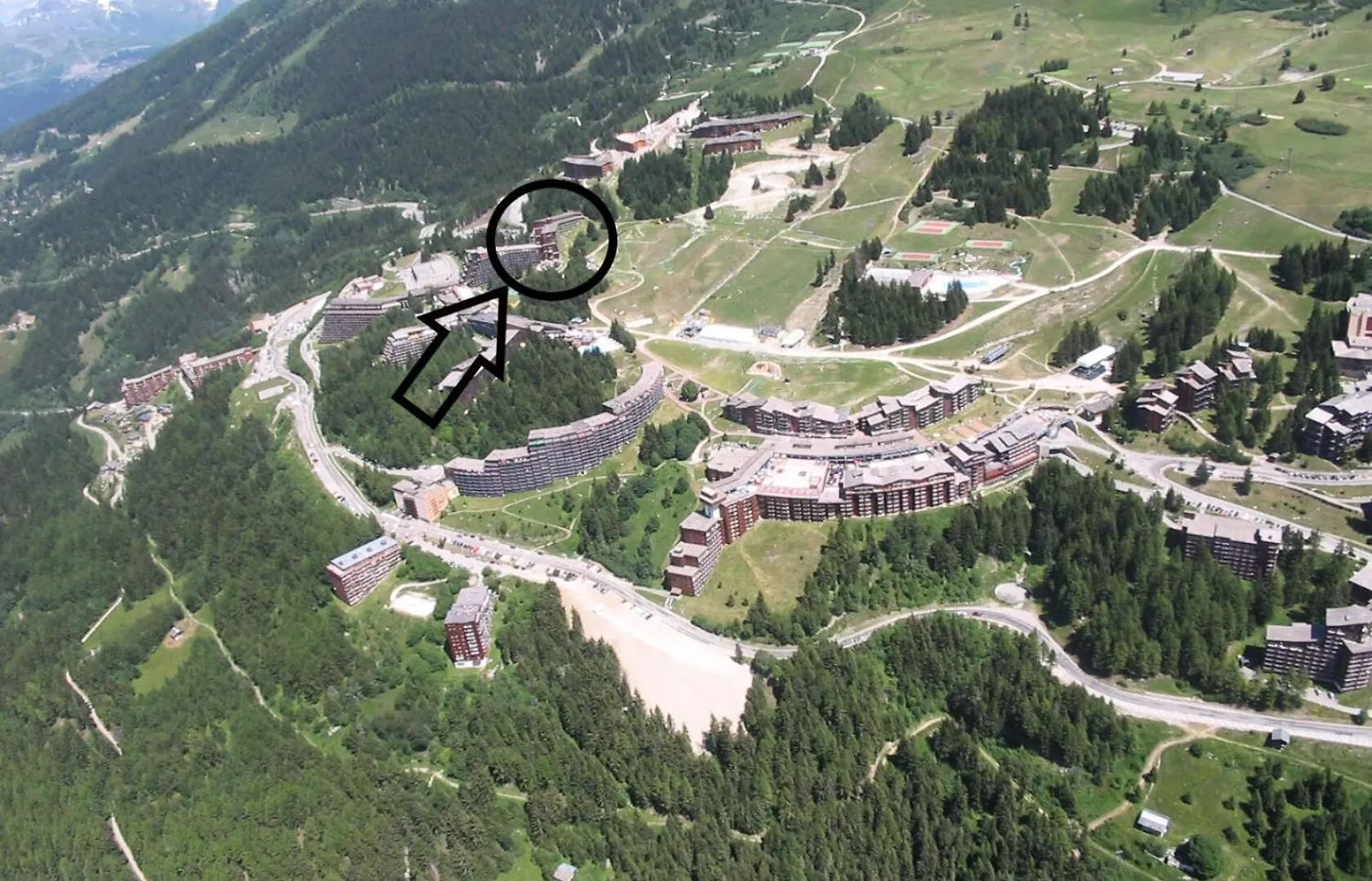 Residence Lauzieres - Studio 5 Personnes En Rez-De-Jardin Skis Aux Pieds Et Proche Des Commerces Dans Le Village Du Charvet A Arc 1800 Mae-2065 Les Arcs  Apartment Les Arcs (Savoie)